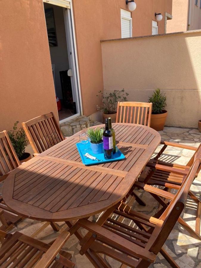 Holiday House Matej ヴィル エクステリア 写真