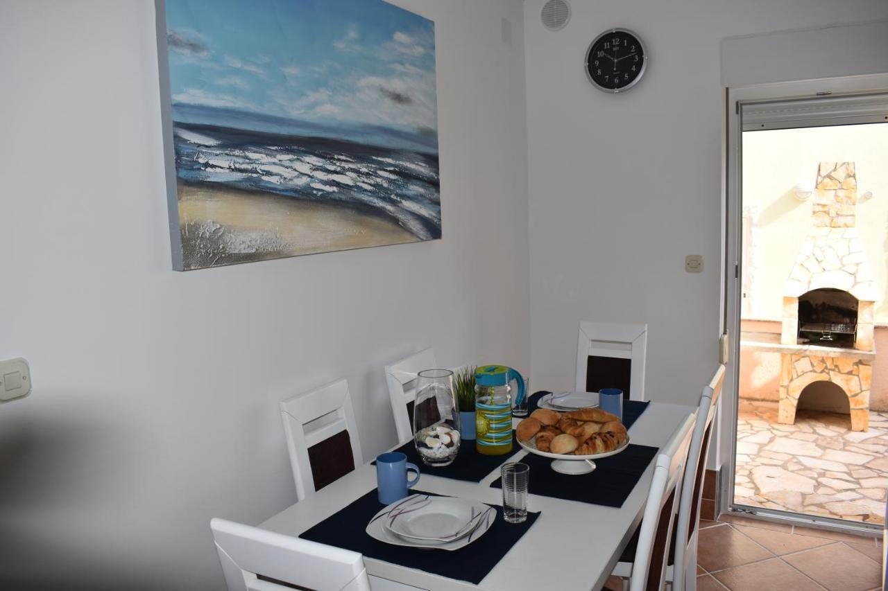 Holiday House Matej ヴィル エクステリア 写真